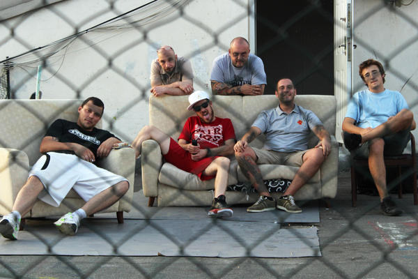 Ovoliko BOLESTAN DODIR niste osetili: Evo šta sve možeš s pola keta u BG! (FOTO)(VIDEO)