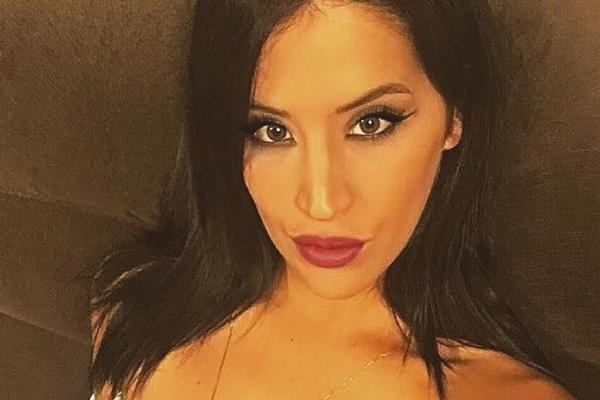 Lepoj Podgoričanki našli KOKAIN u gaćicama, a dobila SMEJURIJU od kazne! (FOTO)