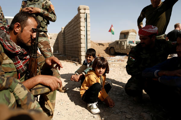 KO ĆE OVO DA ZAUSTAVI? 600.000 dece među taocima u Mosulu!