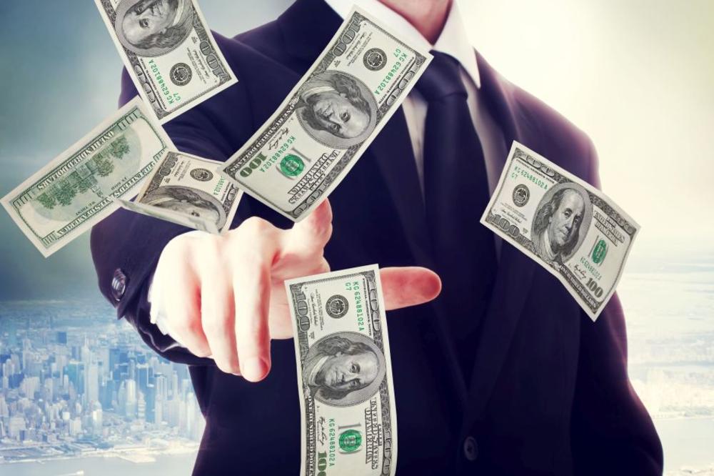 NESUĐENI PREDSEDNIK AMERIKE PREDVIĐA NOVU STRAŠNU EKONOMSKU KRIZU: Volstrit će PASTI, KINEZI će nas PROGUTATI