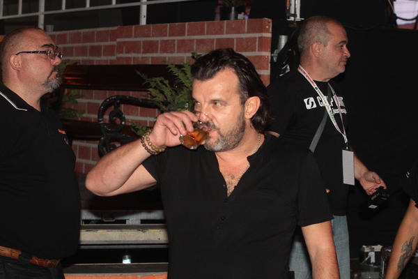 ACO, ODE LOVA! Evo kome i zašto Lukas mora da ISPLATI 80.000 evra (FOTO)