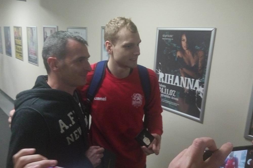 JAKA BLAŽIČ, JAKA ZVEZDA! Šta je to Slovenac dobio na DAR od DELIJA? (FOTO) (VIDEO)