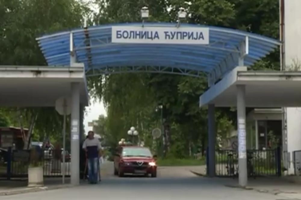 DOBIO PO P.... : Tuča ginekologa u Ćupriji, načelnik izvukao deblji kraj