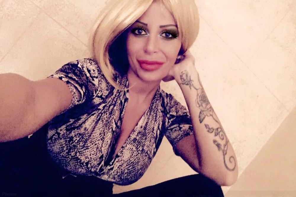 Srpska kraljica silikona U PANICI: Hitno zakazana operacija smanjenja grudi! (FOTO)