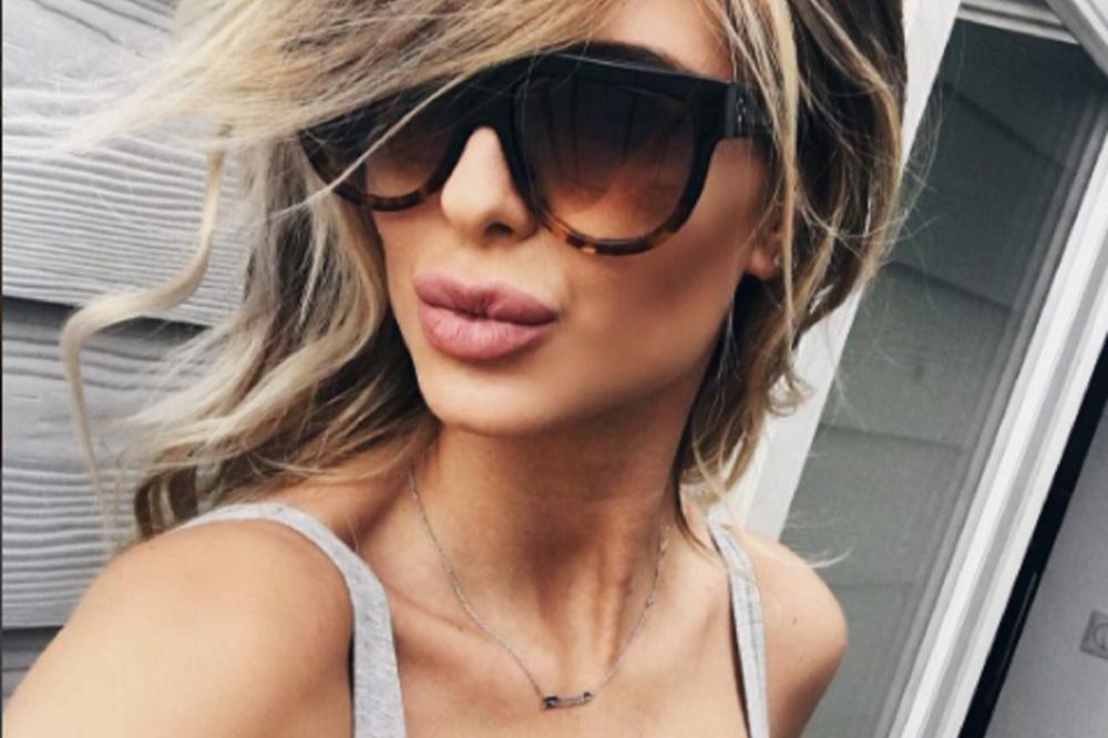 ŠTA TO URADI OD SEBE: Zorannah htela da ispadne vrh riba, a svi joj se smeju.. (FOTO)