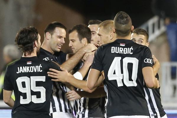 NOVI PARTIZANOV BOMBARDER: Čekao sam i dočekao!