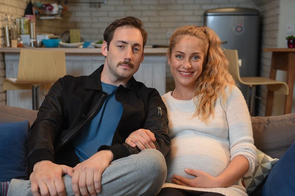 ŠANER IZ CG I TURBOFOLK FRIZERKA: Novi par komične serije Nemoj da zvocaš! (FOTO)(VIDEO)