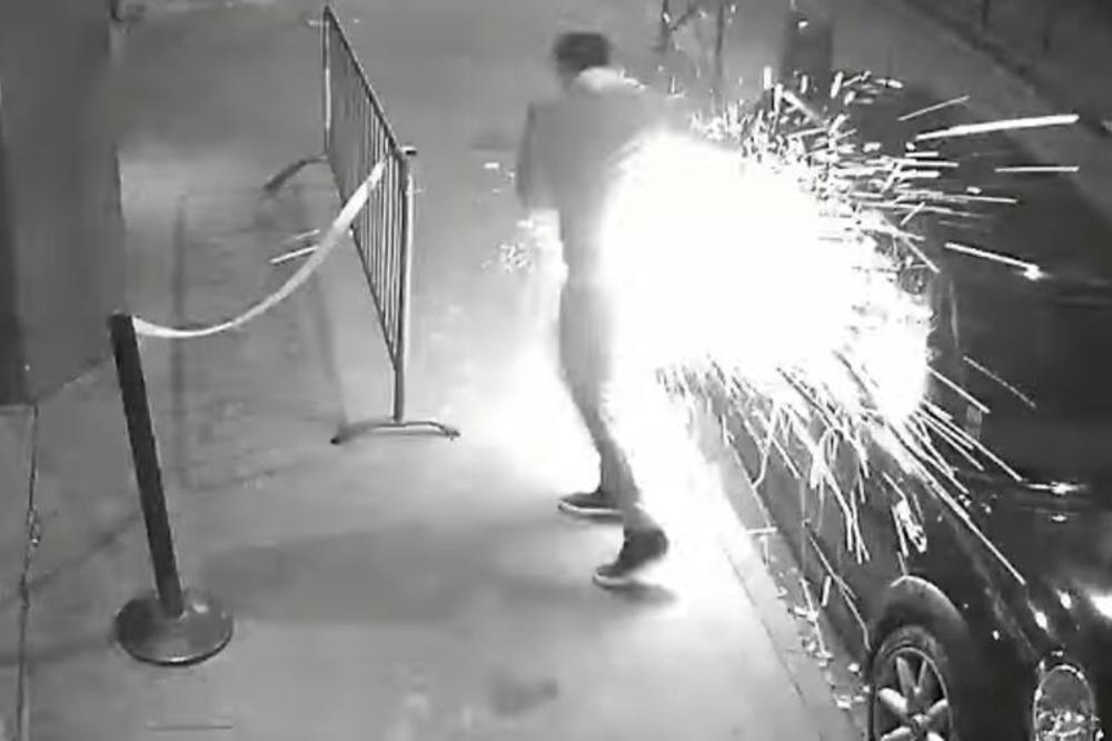 PA POSLE TI PUŠI: Zapalio je cigaru, a onda...! (VIDEO)