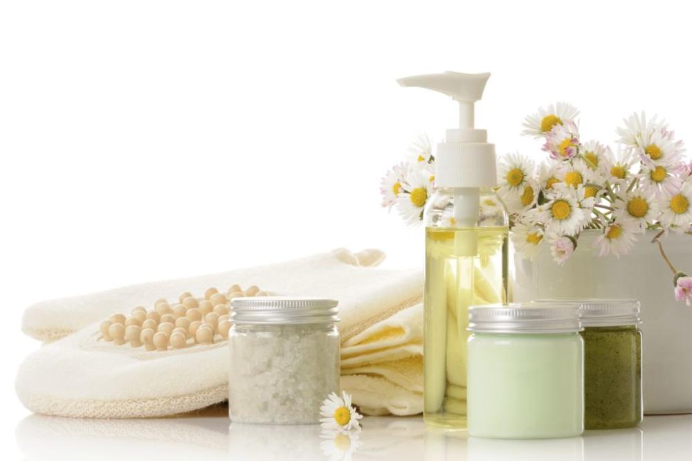 NIJE VAM VREME ZA TO! Devojčice od 10 godina u Srbiji koriste KREME PROTIV BORA, doktori upozoravaju