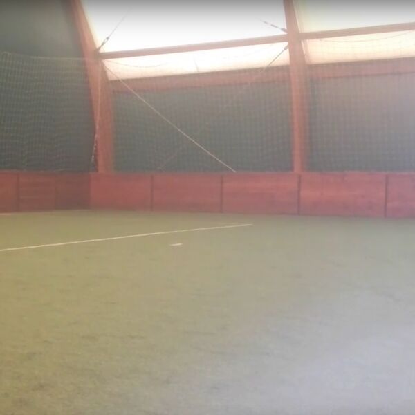 MLADIĆ (18) UMRO DOK JE IGRAO FUDBAL: Užasna tragedija u sportskoj hali u Vranju