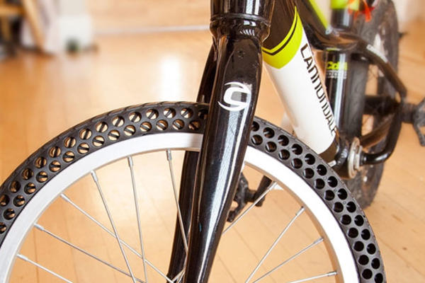 TRAGEDIJA! Posle smrti srpskog fudbalera (25) i biciklista iz naše zemlje (51) u teškom stanju!