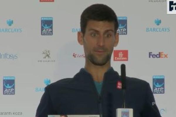 Novakova faca sve govori: Pogledajte sukob Đokovića i britanskog novinara! (VIDEO)