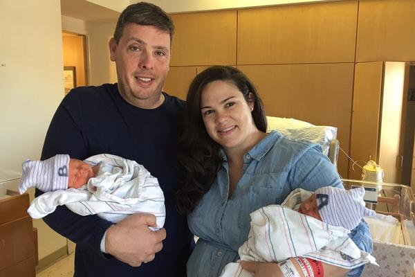 KAKO JE TO MOGUĆE?! Semjuel je rođen prvi, ali je njegov brat blizanac STARIJI! (FOTO)