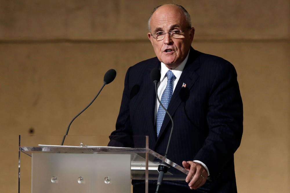 RUDI ĐULIJANI NA UDARU FBI: Upali mu u stan, obrao je zelen bostan ako se DOKAŽE DA JE KRIV