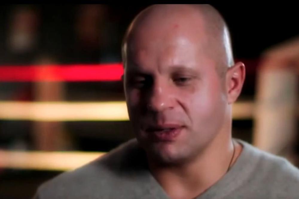 Najbolji MMA borac u istoriji opet pokazao koliko voli Srbiju! (FOTO) (VIDEO)