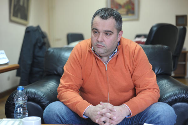 NIKO NE ZNA ZAŠTO? Dejan Backović direktor SPS podneo ostavku!