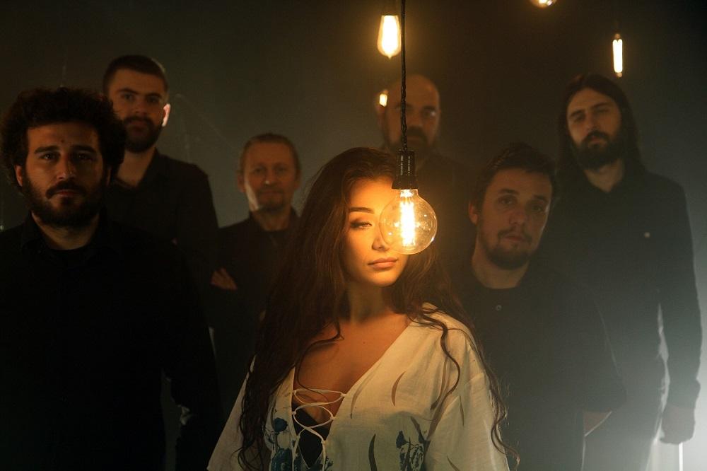 NEVOLJA UŽIVO: Ne mirimo se sa onim što nam nameću odozgo, naša borba dolazi odozdo! (FOTO)(VIDEO)