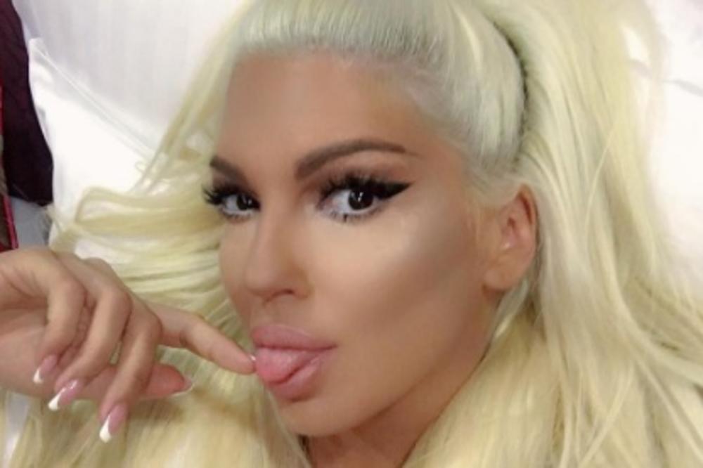 KARLEUŠA JE VELIKI ATEISTA, A ONO ŠTO JE uradila za USKRS DANAS neke je razbesnelo, a neke ostavilo bez teksta! (VIDEO)