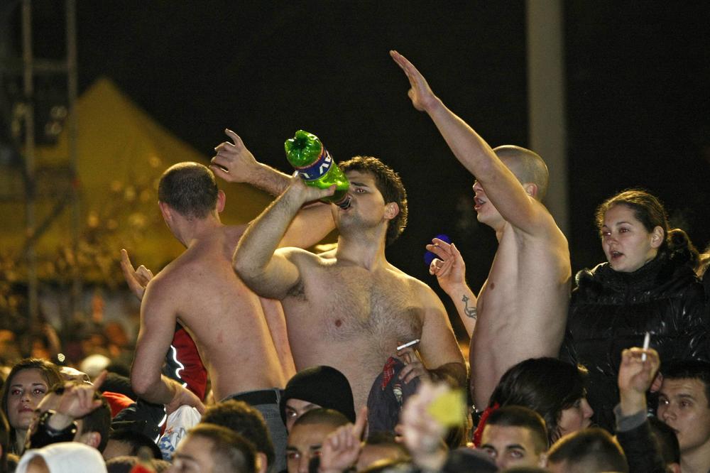 ARGENTINCI OBLAČE POSEBAN VEŠ, U PANAMI SE PRIPREMA LOMAČA: Za ove NG OBIČAJE još niste čuli a rade se SVAKE GODINE