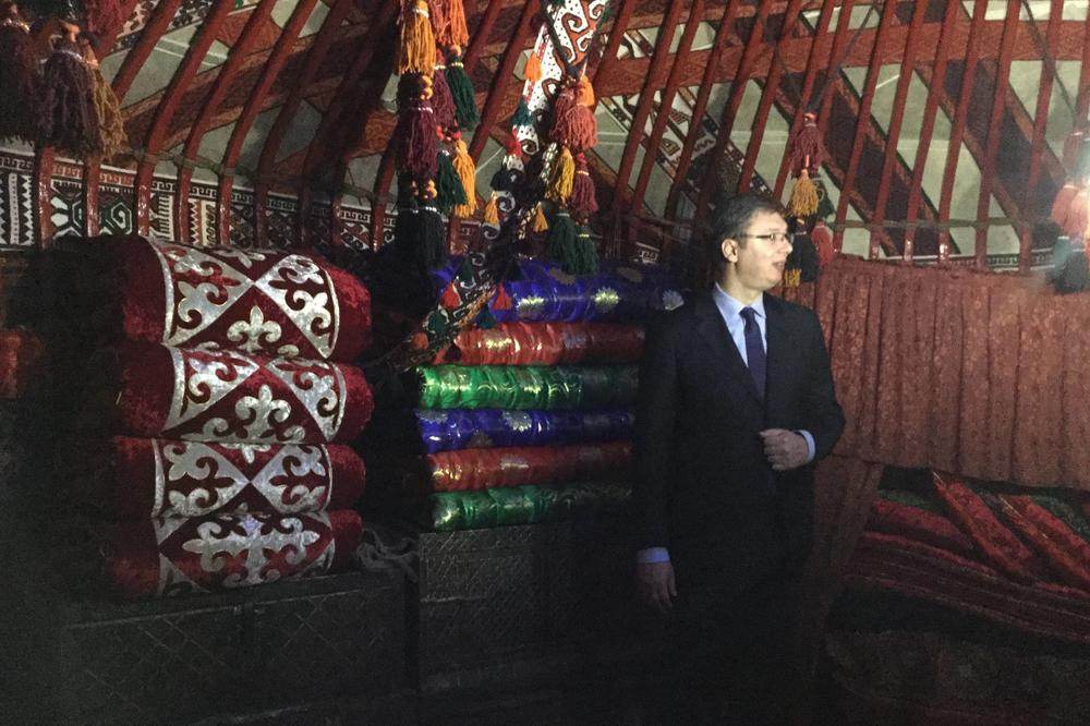 Vučić: Nekad me sve ovo podseća na Tri karte za Holivud!