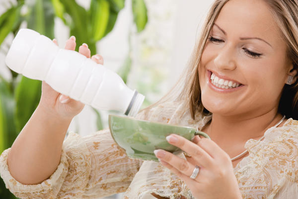 Najbolji prijatelji u ishrani i najgori neprijatelji ujutru:  7 namirnica koje ne smete jesti na prazan stomak! (VIDEO)