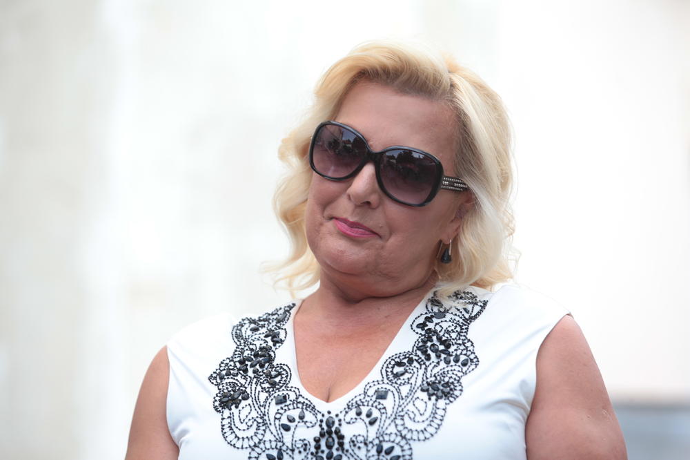 OSMEH SNEŽANE ĐURIŠIĆ KRIJE TEŠKU SUDBINU: Niko nije znao za OVU SUROVU TAJNU njenog života!