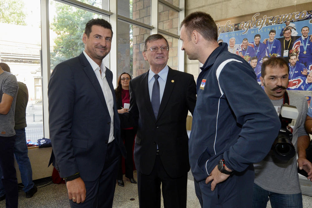 Prvi čovek evropske odbojke podržao je jednog od dvojice kandidata za predsednika OSS!