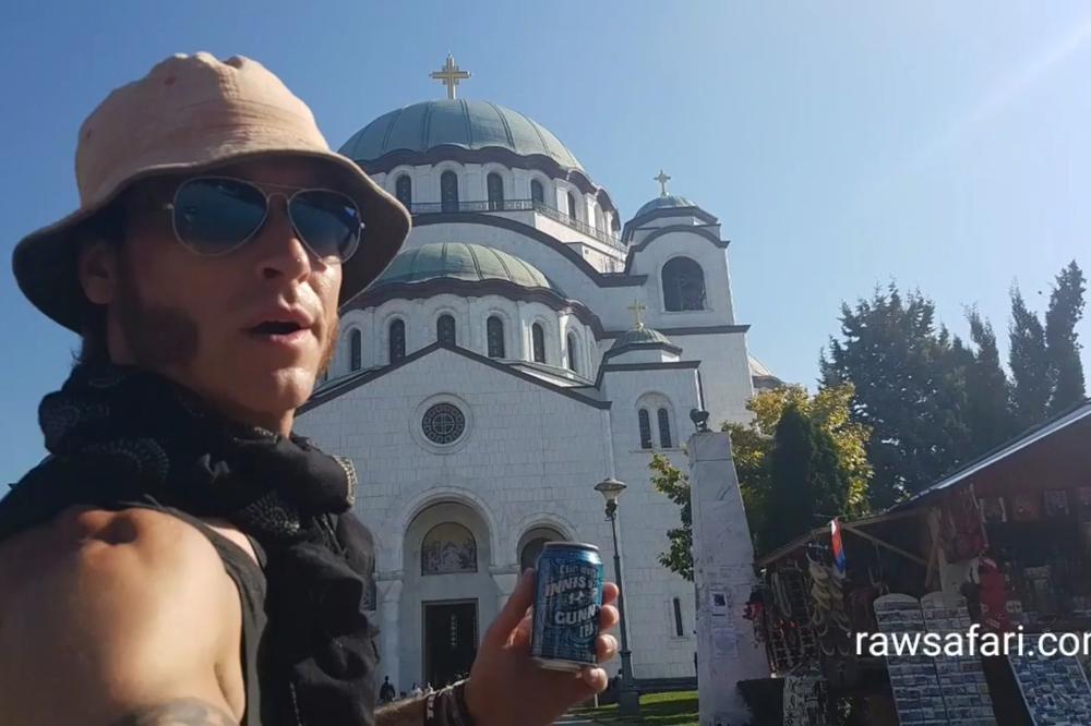 Prešao je 8.000 kilometara bez problema plaćajući sve pivom! U SRBIJI zamalo da ga UHAPSE! (VIDEO)