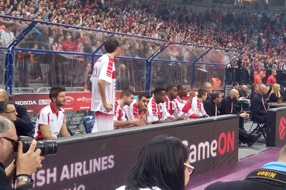 Auuu brate šta je ovo! Ovo je reakcija Hrvata na grmljavinu Delija u Areni! (FOTO)