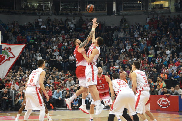 Raduljica je u svom stilu prokomentarisao Jovićev prejak faul na njemu! (VIDEO)