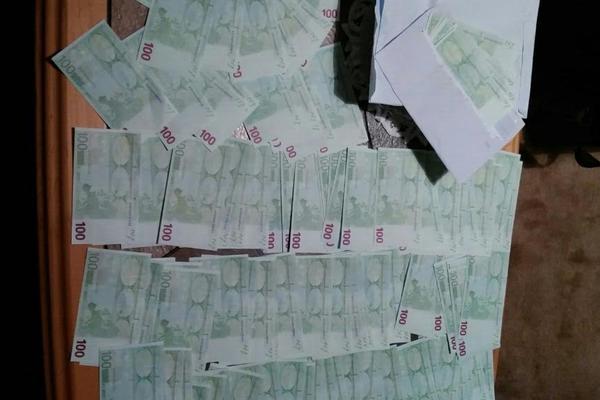 AKO IMATE OVIH 100 EVRA, možete ih odmah zameniti za 1.000 dinara (FOTO)