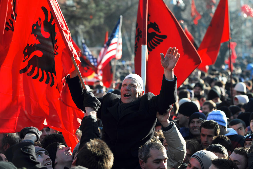 ŠTA ĆE REĆI EU? Kosovska opozicija traži prekid dijaloga sa Beogradom!