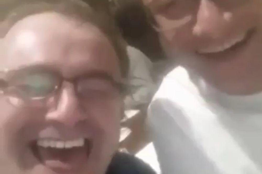 Evo zašto se Bosanci najbolje na svoj račun! Lik je ispričao NAJJAČI VIC na svetu! (VIDEO)