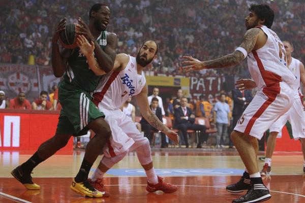 Kakav derbi, strašan derbi! Kada Printezis da poslednji koš, jasno je šta sledi! (VIDEO)