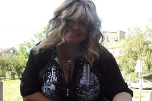 Zorana otvoreno o kanceru i povlačenju sa scene: Telo mi je oticalo, trnula sam, izgledala kao zombi, ali još nisam umrla!