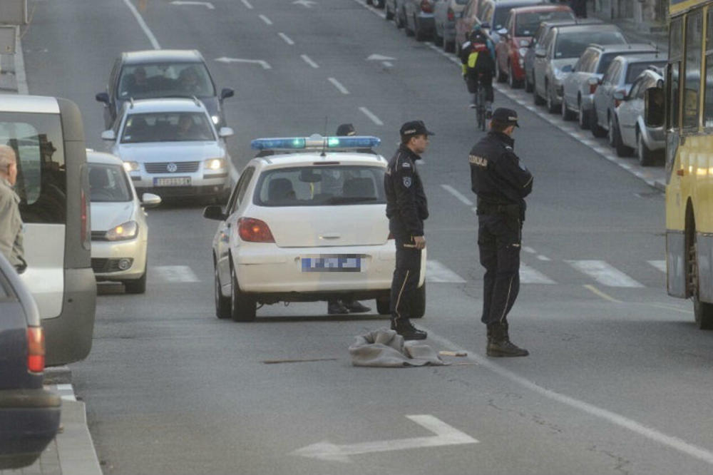UŽAS NA ZELENOM VENCU: U međusobnoj tuči migranata JEDAN UBIJEN, dvoje teško povređeno! (FOTO)