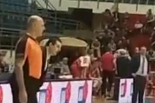 PANIKA U ZVEZDI! Vrisnuo je i uhvatio se za koleno i odmah otišao u svlačionicu! (VIDEO)