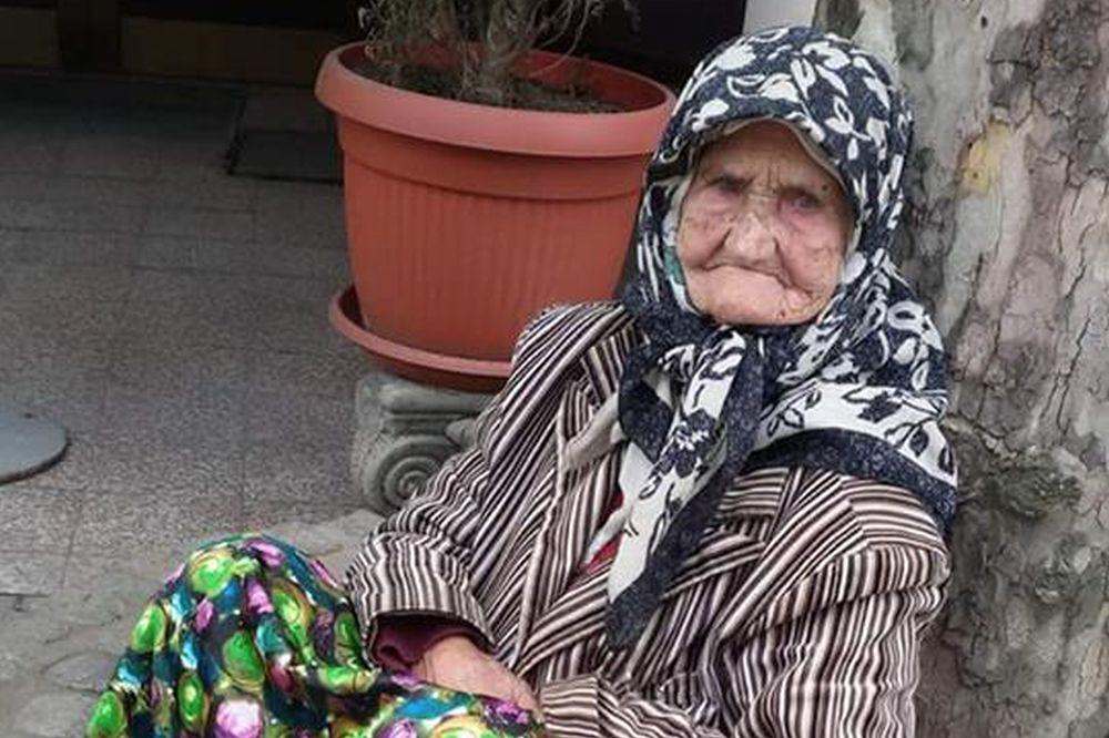 SIROTINJO I BOGU SI TEŠKA: Baku Živanu sa KOSOVA su prvo maltretirali, isekli joj struju, pa joj odneli kućicu za pse i OPANKE! (FOTO)