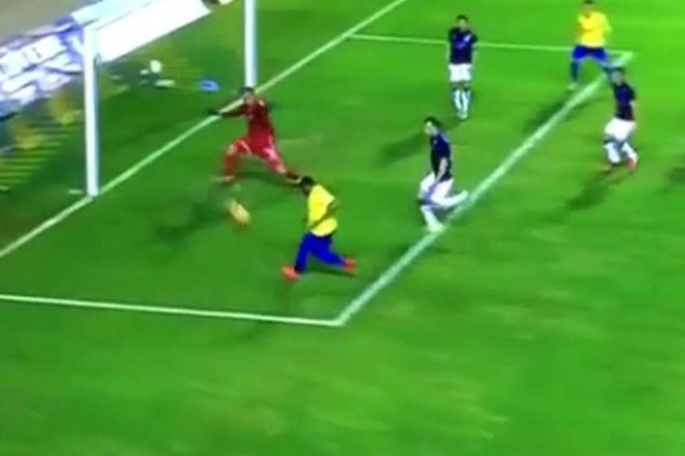 ONO ŠTO ON SKIDA JE NEVEROVATNO: O odbranama bivšeg golmana Zvezde priča cela Španija! (VIDEO)