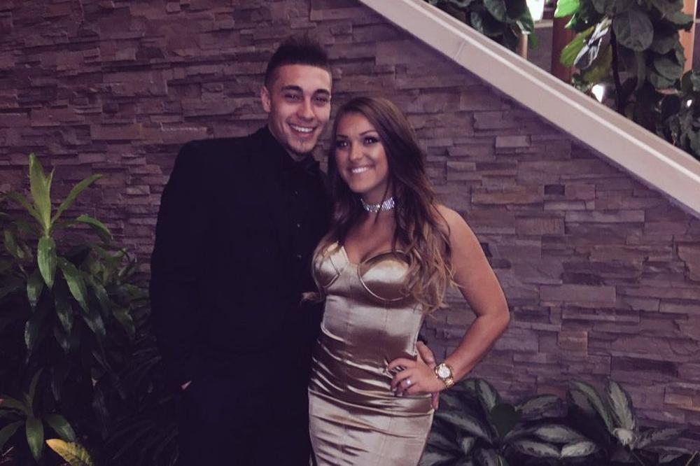 ŽELELI SU SAMO ROMANTIČNU FOTKU: A onda se desio pakao! (FOTO)