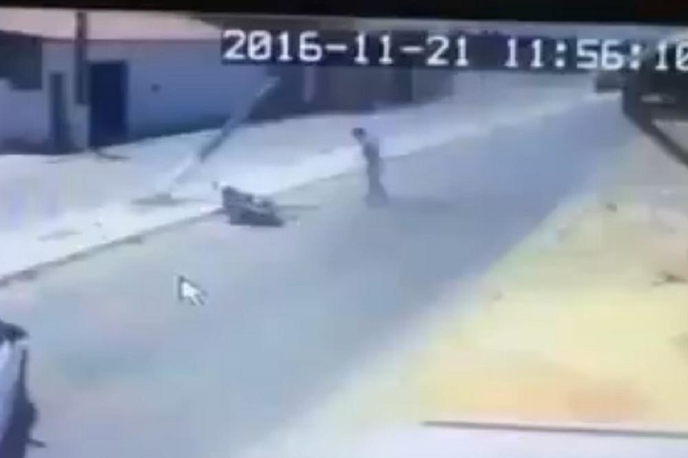 OVAJ ČOVEK BAŠ NEMA SREĆE: Čudom je preživeo težak udes, a onda... (VIDEO)