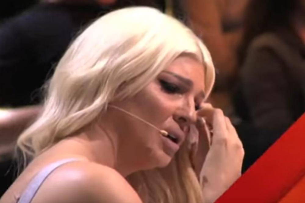 Zanemeli smo od bola! JK objavila uznemirujuću fotku zbog koje suze same teku! (FOTO 18+)