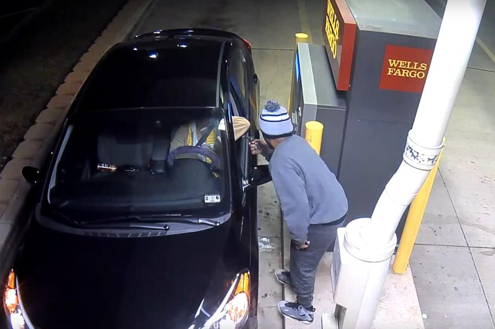 Kidnapovao ženu dok je uzimala novac sa bankomata, a onda uradio nešto BOLESNO I STRAVNIČNO! (VIDEO)