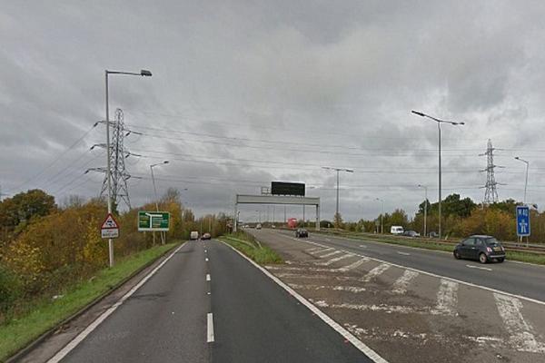 HOROR NA AUTOPUTU: Zaglavio mu se gas, udar u kamion pri brzini od 200 km/h mu OTKINUO GLAVU!