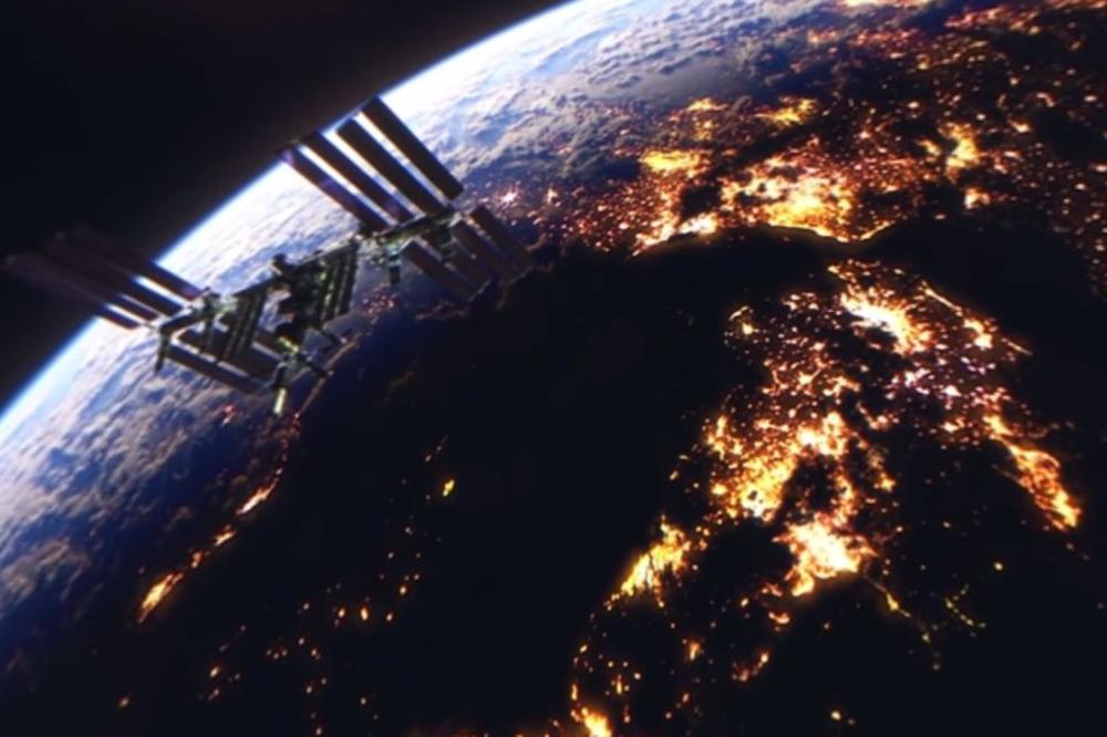 Pogled na Zemlju IZ SVEMIRA kakav DEFINITIVNO nikada niste videli! (360° VIDEO)