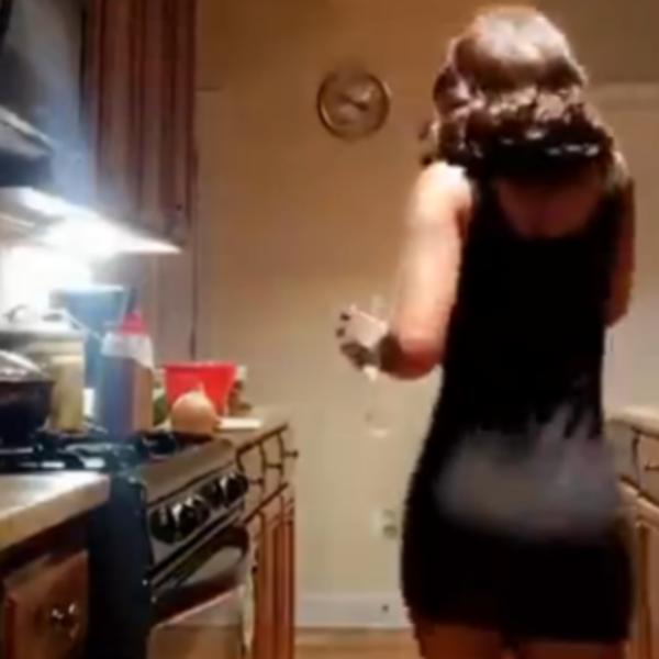 POKUŠALA JE DA BUDE SEKSI, a danas joj se smeje ceo svet! (VIDEO)