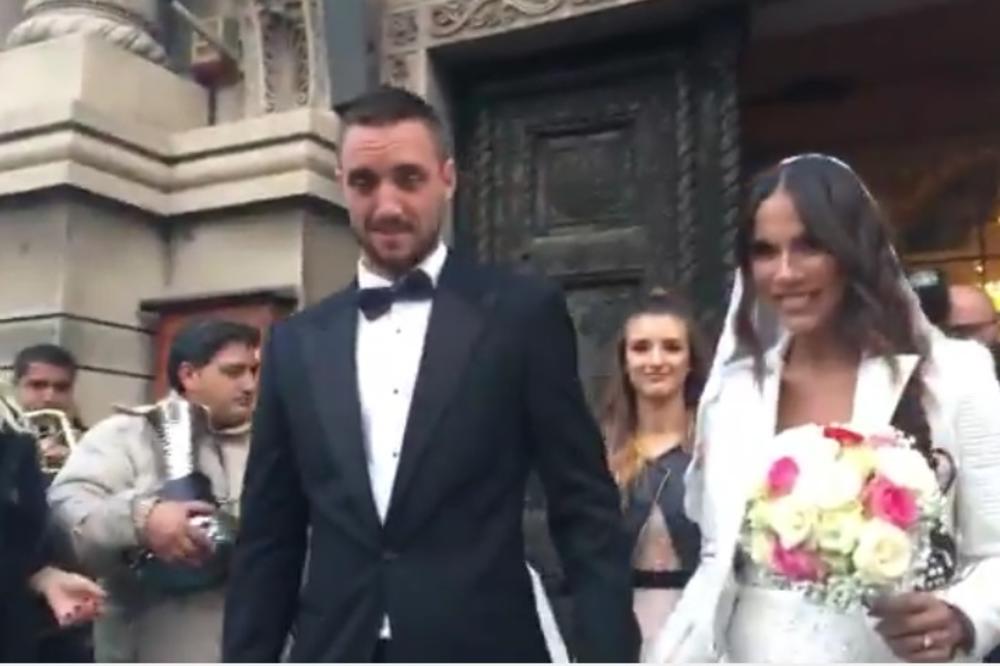 OŽENISMO VIKTORA! Svi se pitali GDE JE NOVAK, teniser nije došao na crkveno venčanje?! (FOTO)