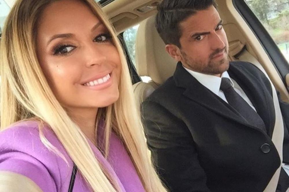 GORI INTERNET: Biljana Tipsarević objavila JANKOVE GOLE SLIKE! (FOTO)