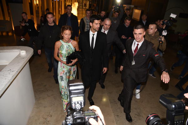 Zato je bila glavna na Viktorovoj svadbi: Haljina i ovaj detalj na Jeleni Đoković će oduševiti sve dame! (FOTO) (VIDEO)