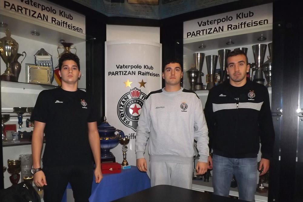 ISTORIJSKI MEČ U BARSELONI: Crno-beli u najmlađem sastavu ikada započinju LŠ! (FOTO)